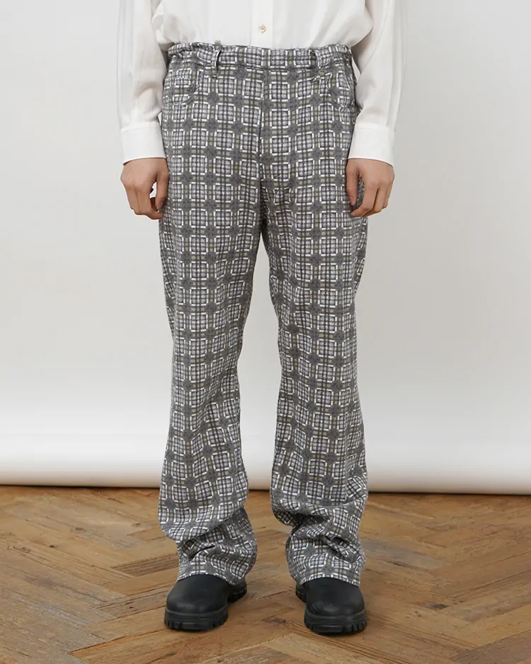 NICENESS / C.SIZE / GRAY