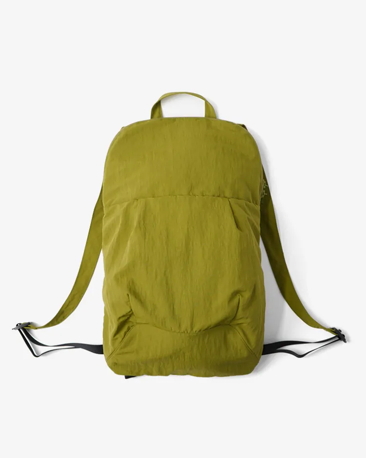 YAECA (MEN) / SCARAB BAG / KHAKI