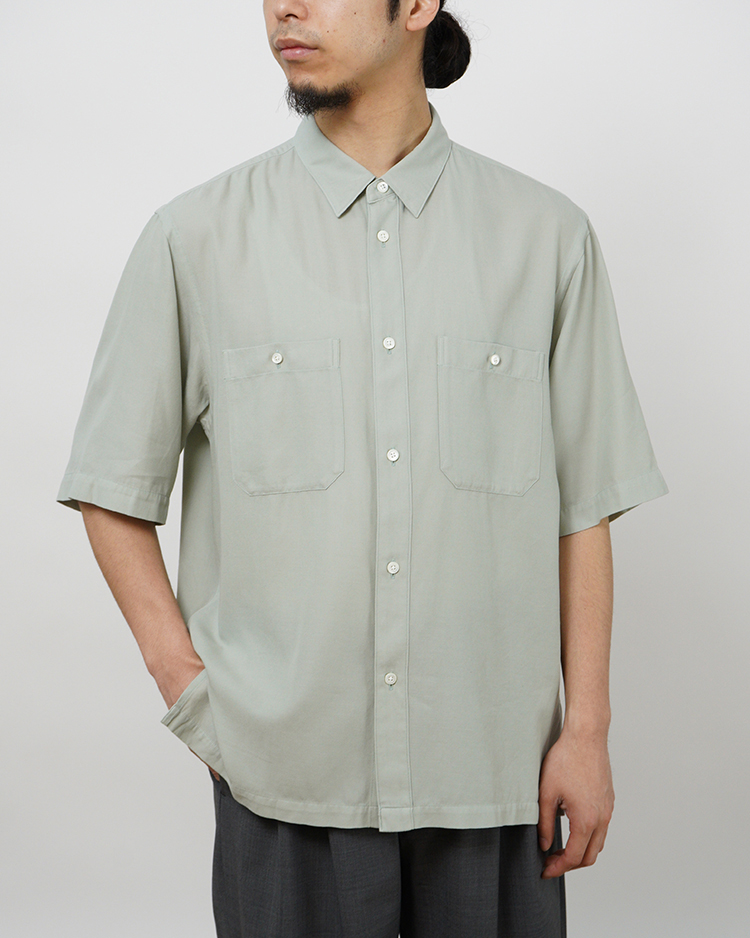 ATON (MEN) / COTTON SILK VIERA LOOSE FIT HALF SLEEVE SHIRT / GREEN