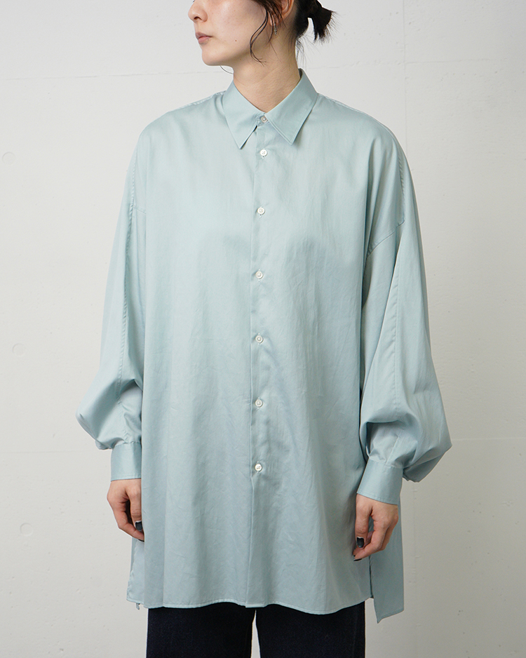 Graphpaper (WOMEN) / Silicon Poplin Deep Slit Regular Collar Shirt / SMOKE BLUE