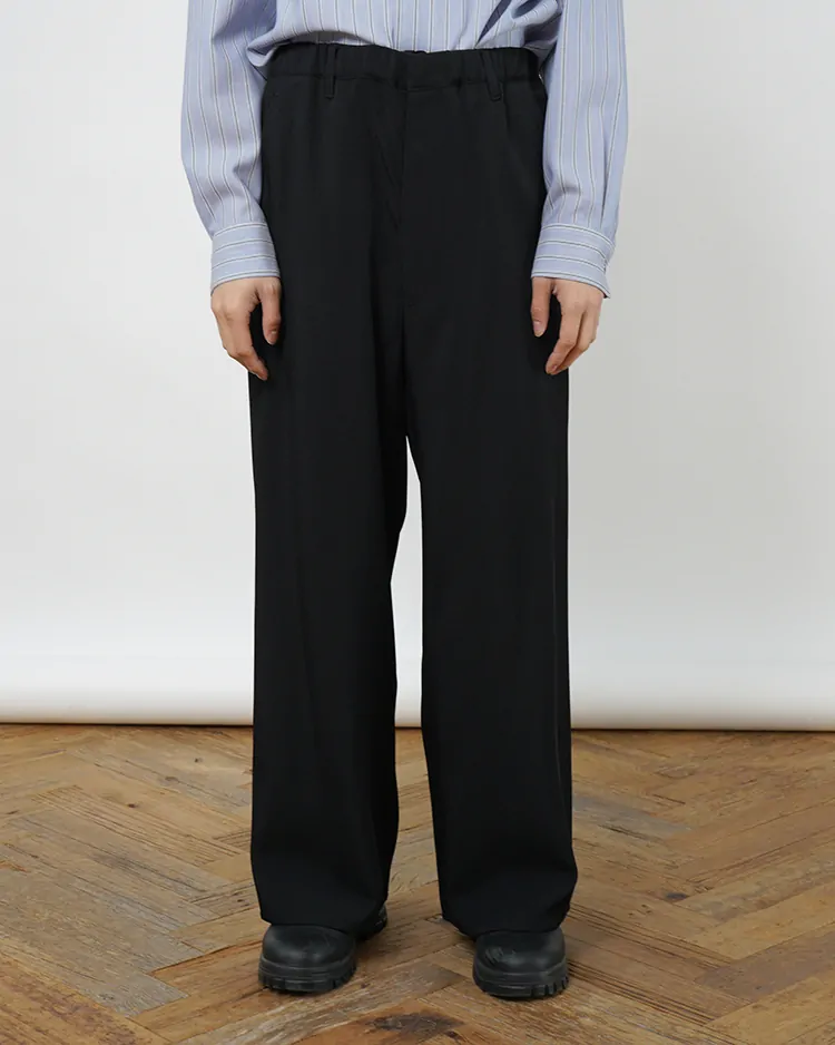 OVERCOAT / Wide Leg Trouser in Rayon Trocotine / BLACK
