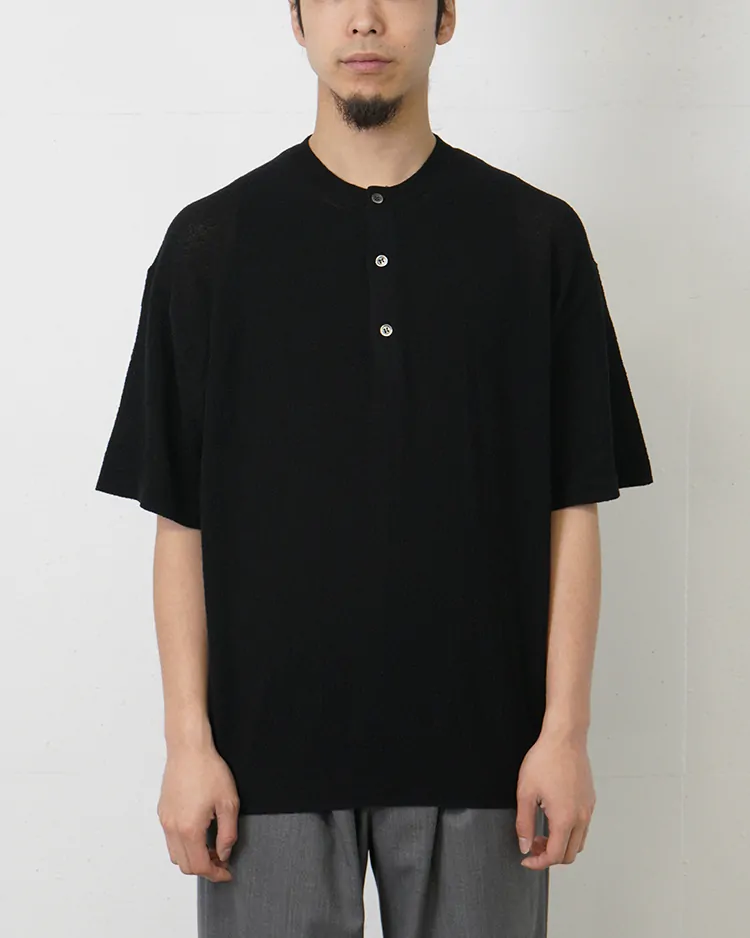 BATONER (MEN) / AMUNDSEN HENLEY NECK SHORT SLEEVE/ BLACK