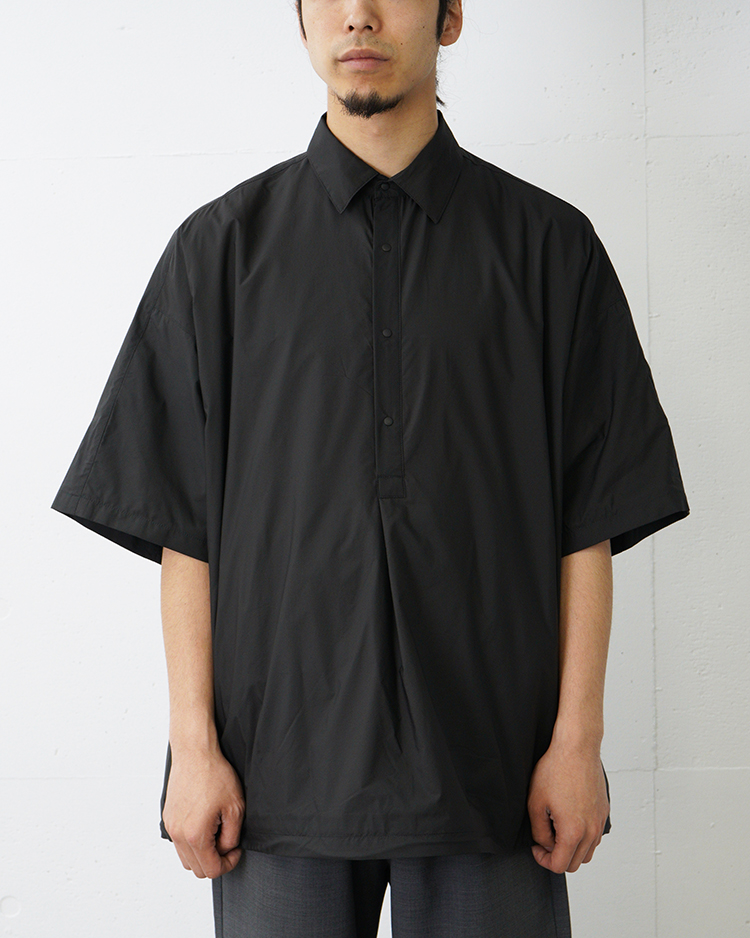 Graphpaper (MEN) / PERTEX QUANTUM AIR S/S Pullover Shirt / CHARCOAL