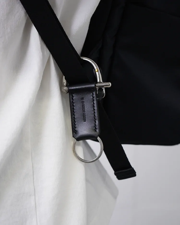 ED ROBERT JUDSON / MARKA - karabiner key holder / BLACK