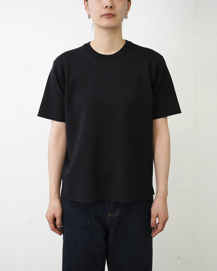 BATONER (WOMEN) / 32G SMOOTH KNIT T-SHIRT / BLACK