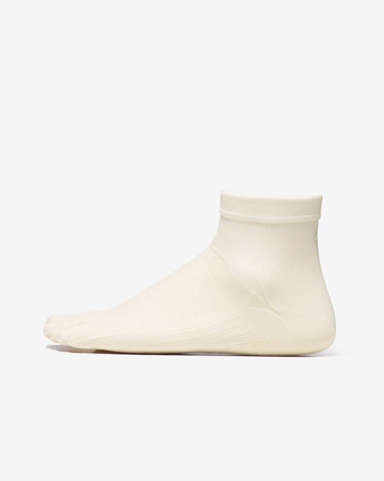 Goldwin / P/F 5TSHORT SOCKS / OFF WHITE (OW)