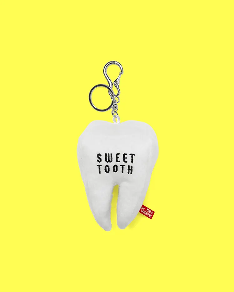 Wunderkammer / Giant Sweet Tooth 