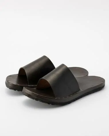 Jutta Neumann / SIMONE (MEN) / BROWN LATIGO
