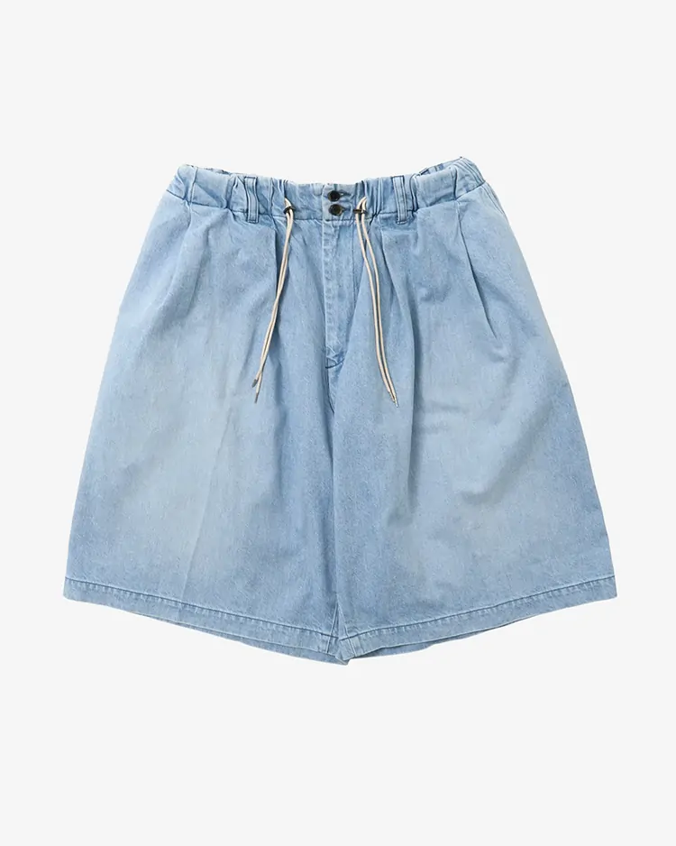 Sillage / circular short pants denim bleached