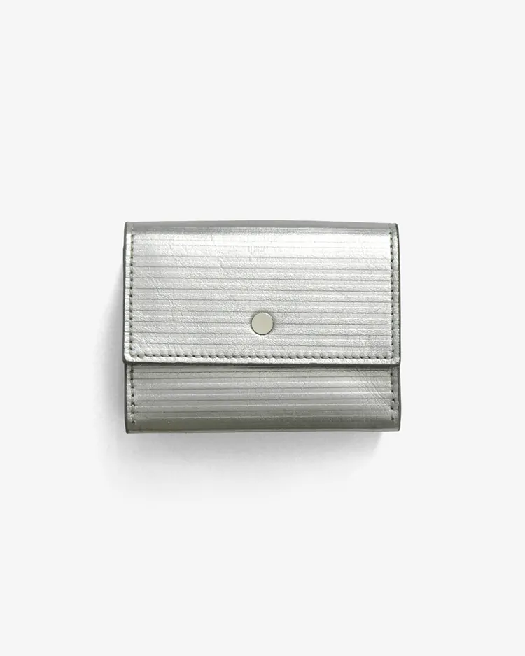 beta post / Steeling Triford Wallet
