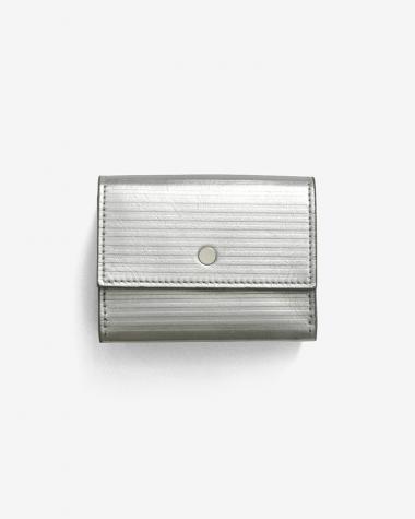 beta post / Steeling Triford Wallet