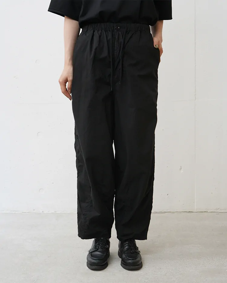 Graphpaper (WOMEN) / Garment Dyed Typewriter Parachute Pants / BLACK