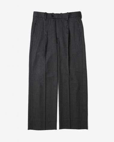  / ONE-TUCK WOOL TWILL TROUSERS / CHARCOAL		