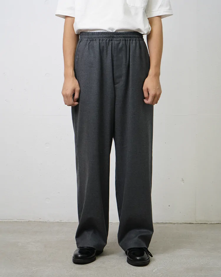 Dice&Dice / WOOL SAXONY TAPERED DRAWSTRING TROUSERS / CHARCOAL		