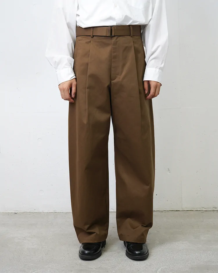 Graphpaper (MEN) / Dry Westpoint Barrel-Fit Belted Pants / BROWN
