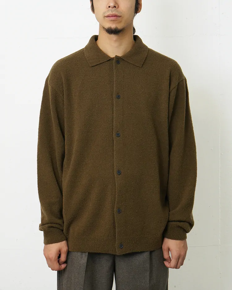 ATON (MEN) / WOOL MINI BOUCLE POLO CARDIGAN / KHAKI