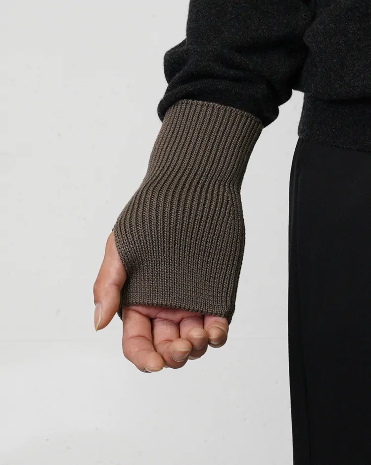 SOLID WOOL HAND WARMER / WALNUT | BATONER (MEN)(バトナー) | KNIT