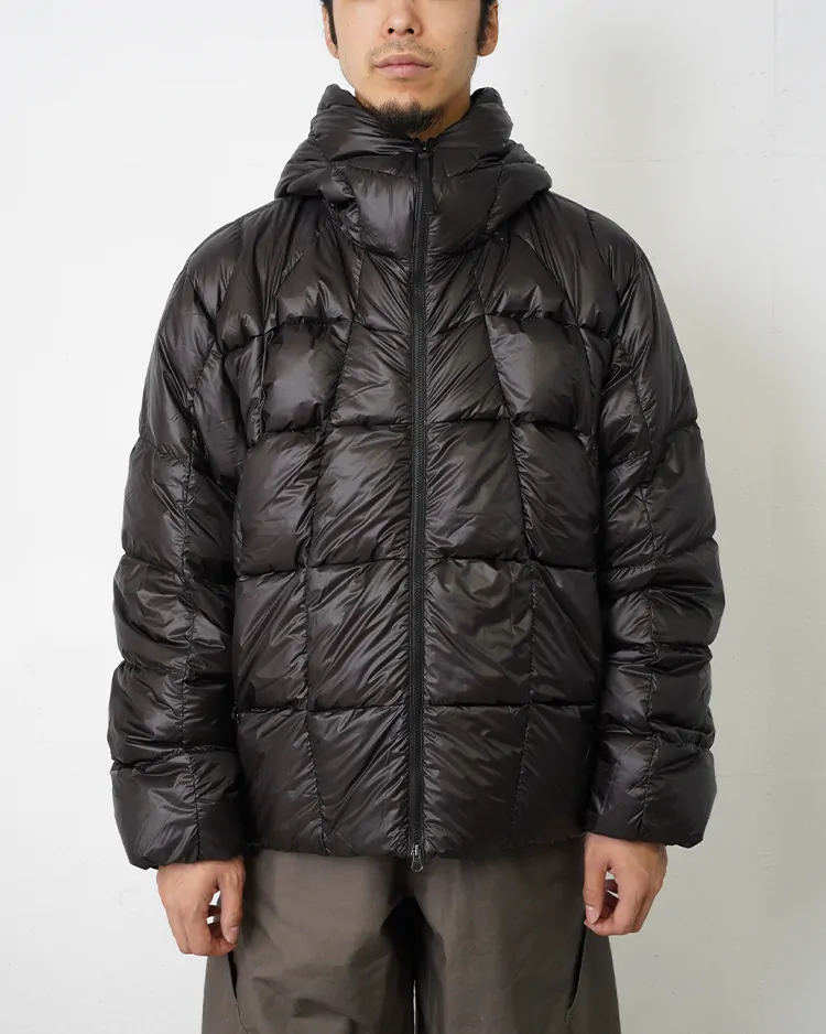 Goldwin 0 / Three-Dimensional Down Parka / AFTER DARK(AD)