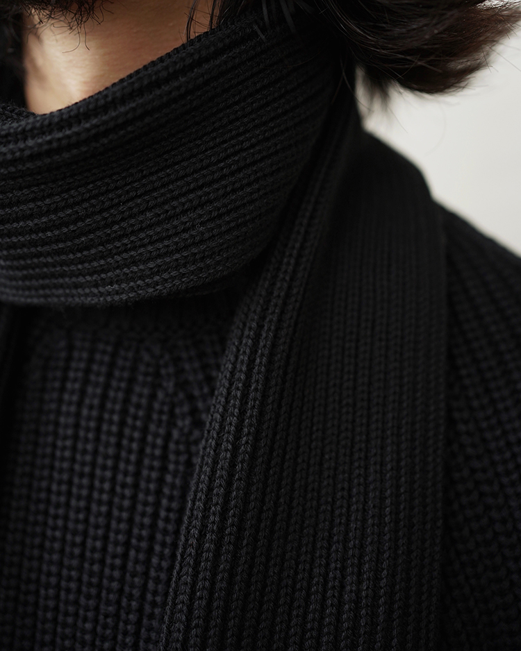 BATONER / SOLID WOOL MUFFLER