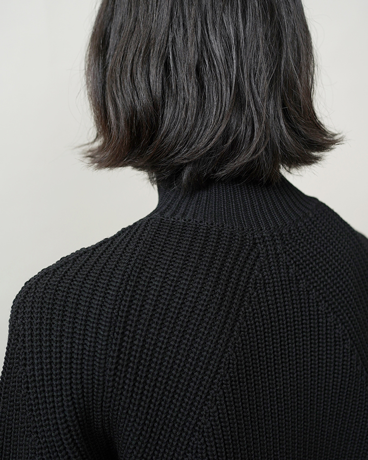BATONER / SIGNATURE TURTLE NECK 