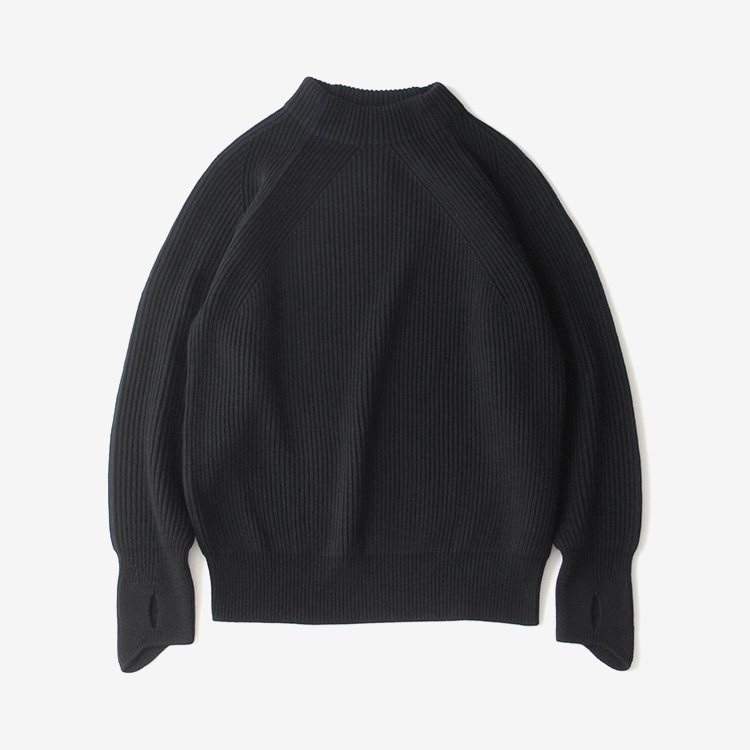 BATONER / SIGNATURE FINGER HOLE MOCK NECK
