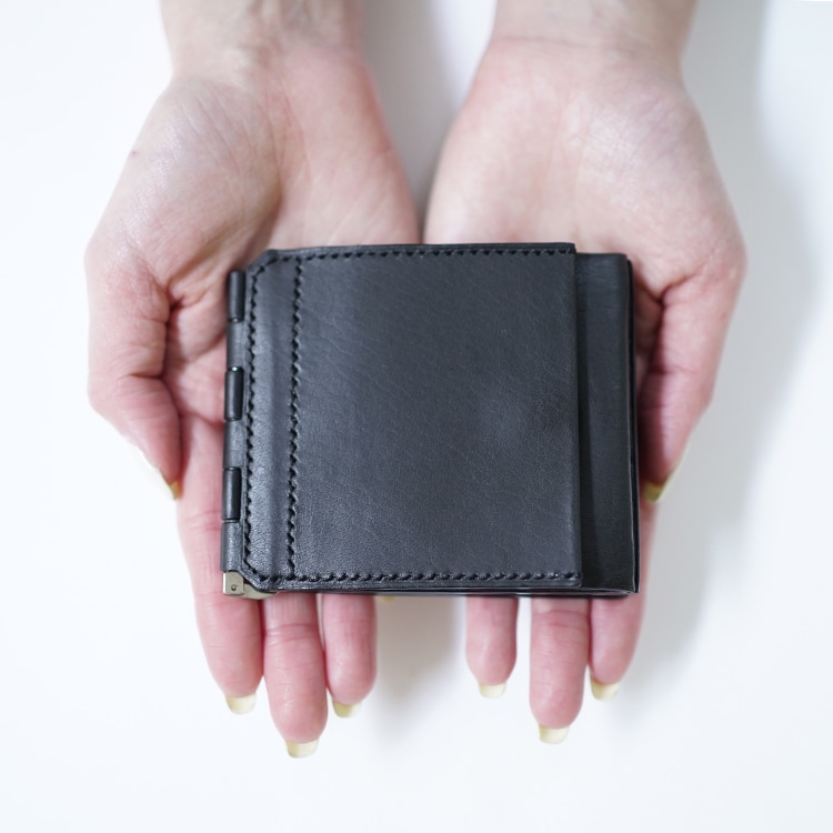 HINGE - MINI WALLET