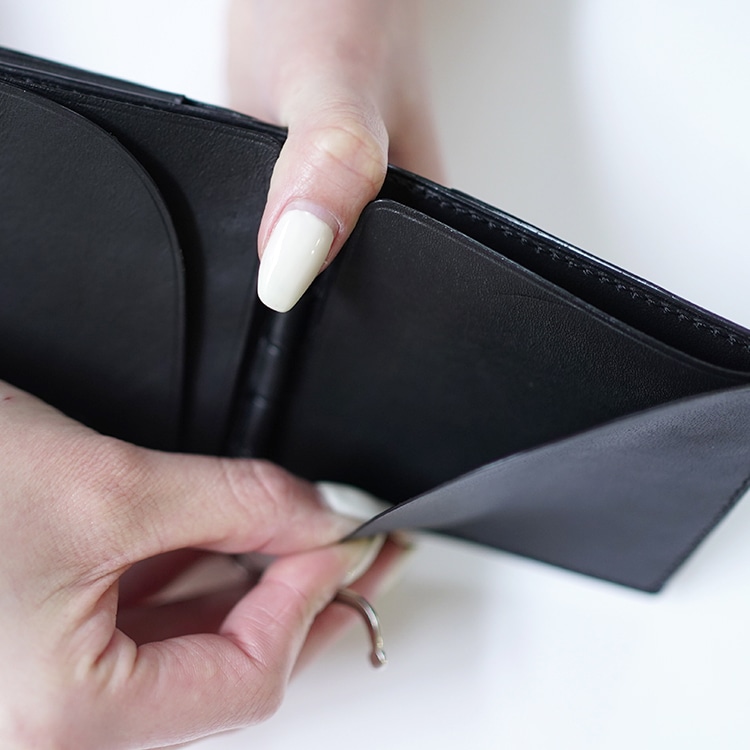 HINGE - MINI WALLET