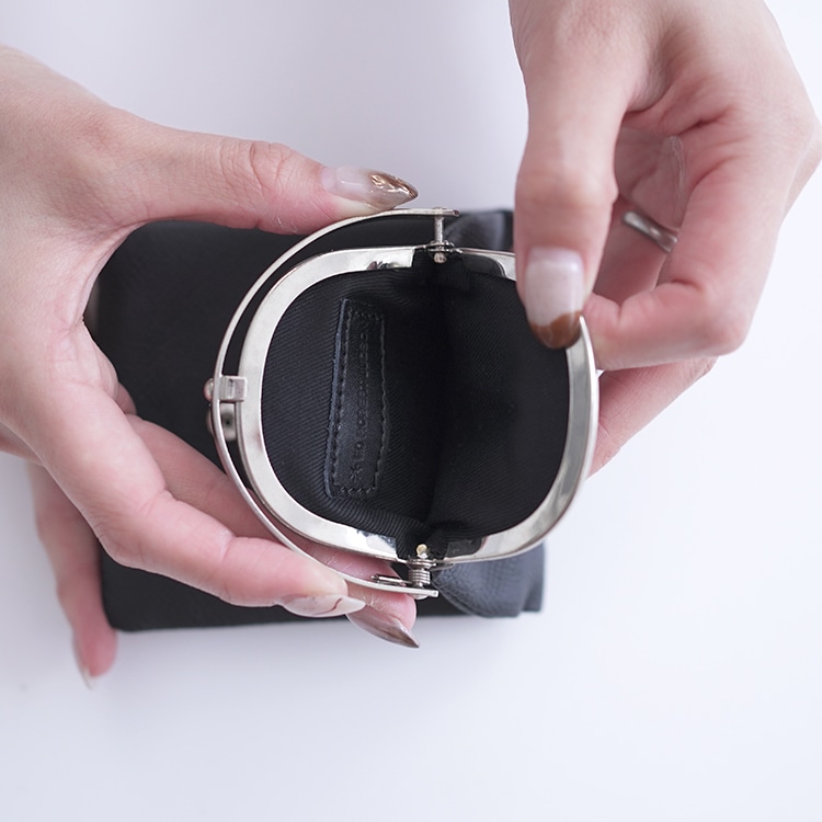 ODD - HALF WALLET