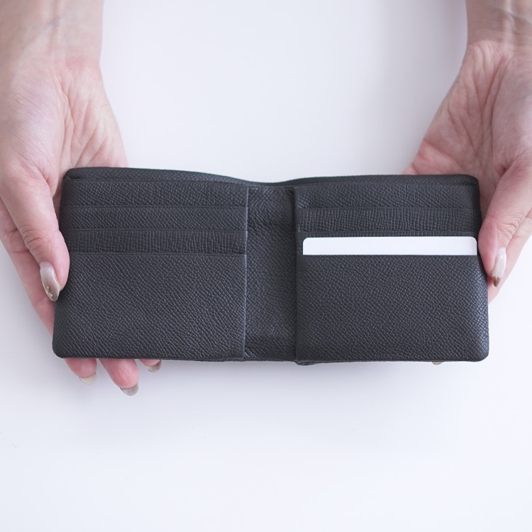 ODD - HALF WALLET