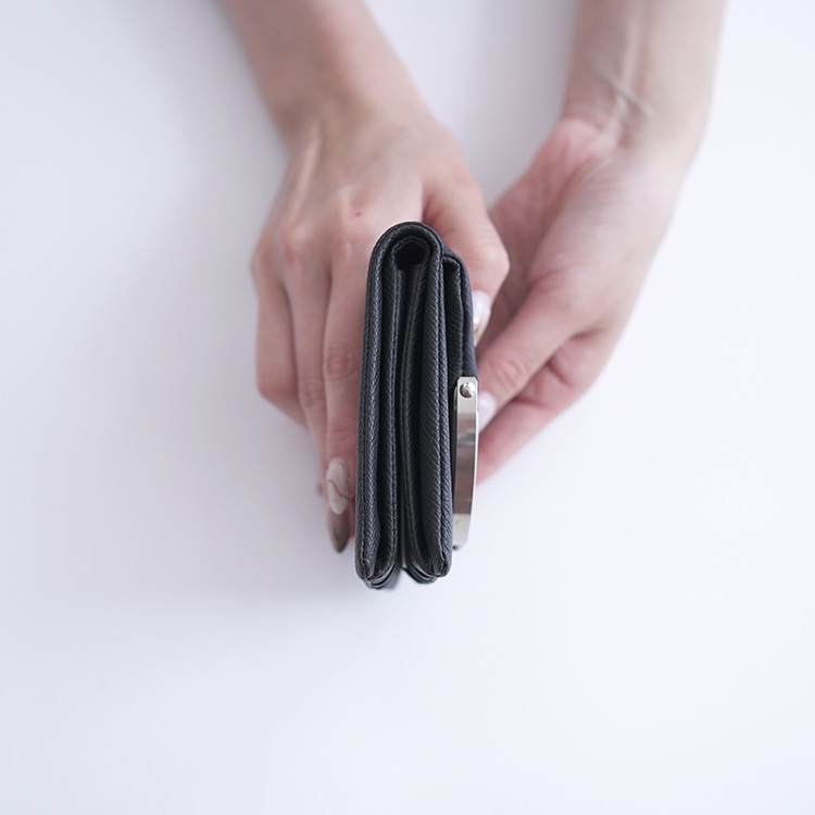 ODD - HALF WALLET