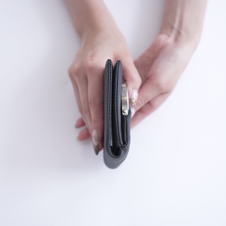 ODD - HALF WALLET