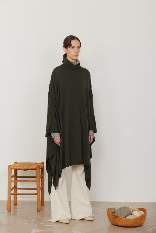 Graphpaper/グラフペーパー 2022 AUTUMN & WINTER