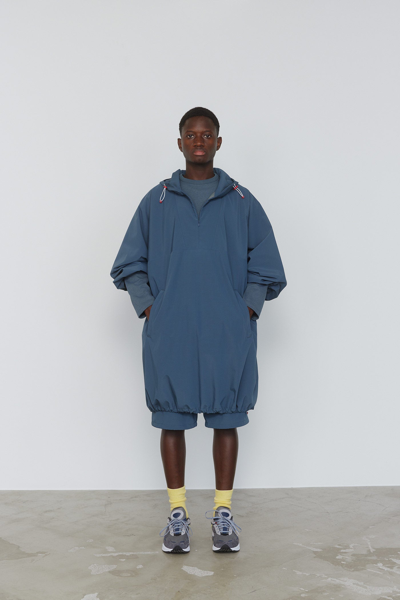 Graphpaper/グラフペーパー 2023 SPRING & SUNNER