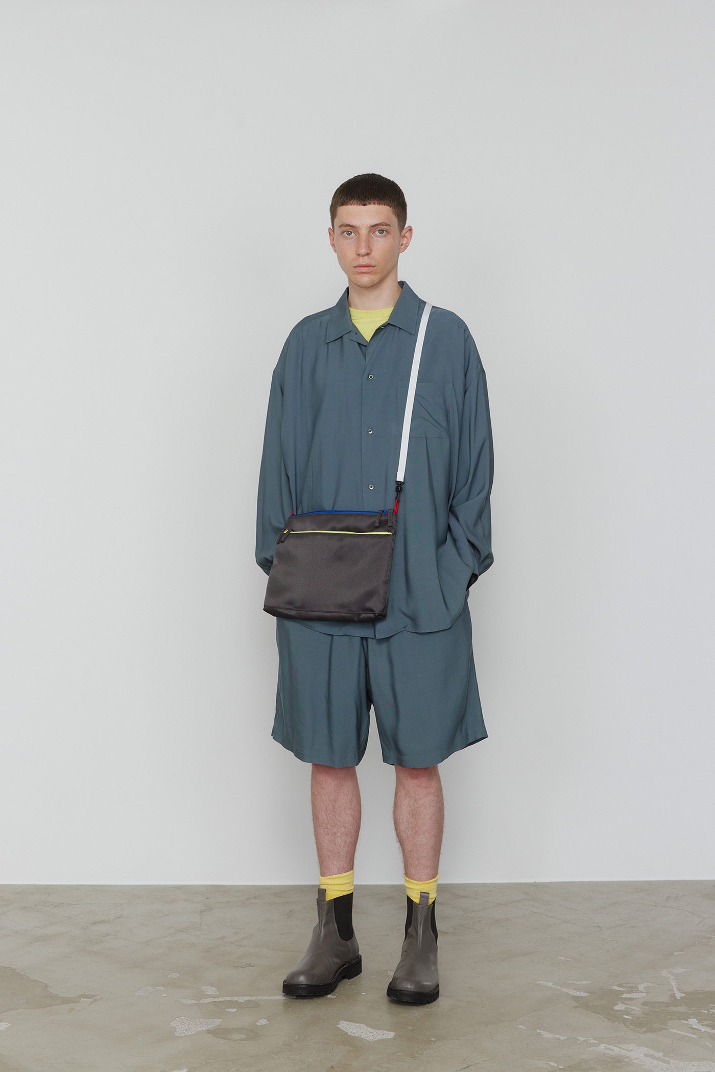 Graphpaper/グラフペーパー 2023 SPRING & SUNNER