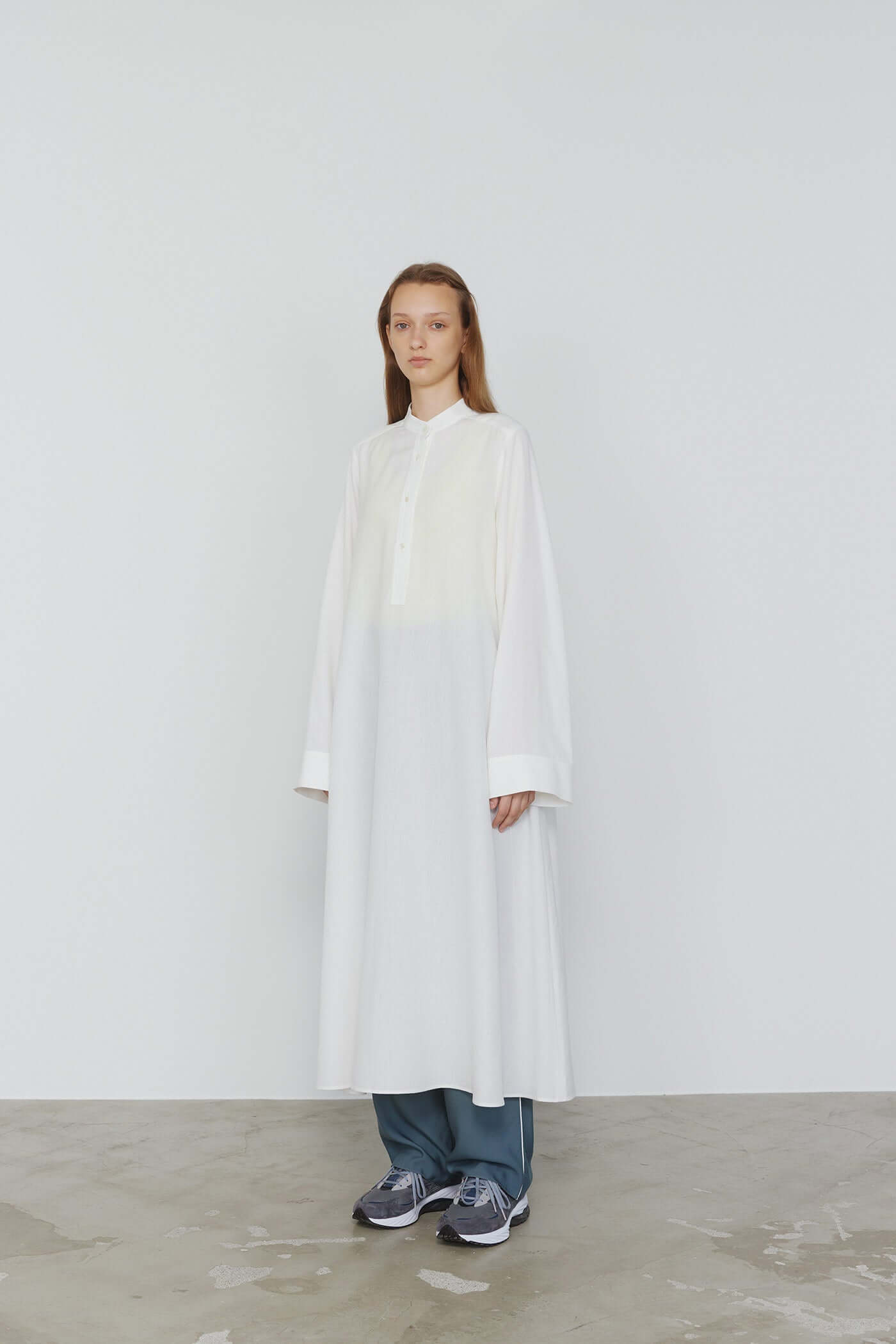 Graphpaper/グラフペーパー 2023 SPRING & SUNNER