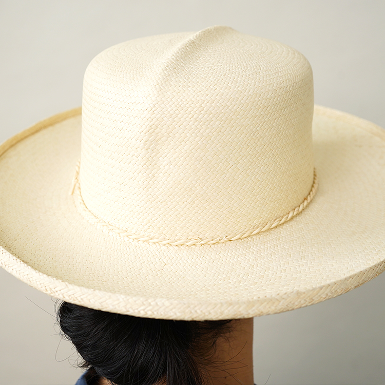 FLAT CLOWN PANAMA HAT