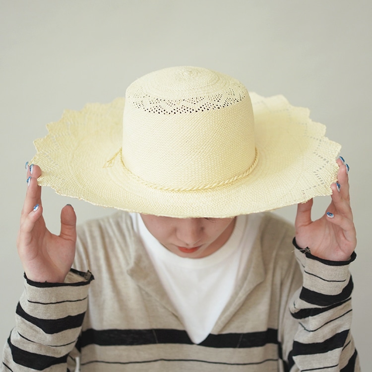 NATURAL CLOWN LONG BRIM HAT - Grade.3