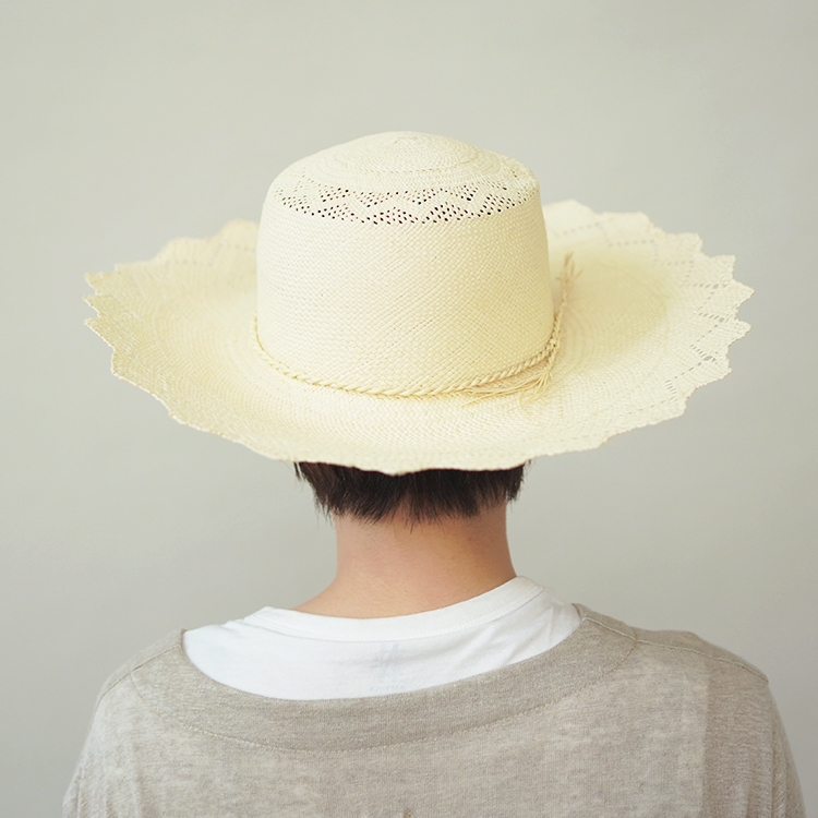 NATURAL CLOWN LONG BRIM HAT - Grade.3