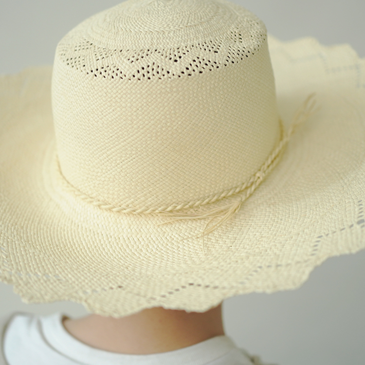 NATURAL CLOWN LONG BRIM HAT - Grade.3