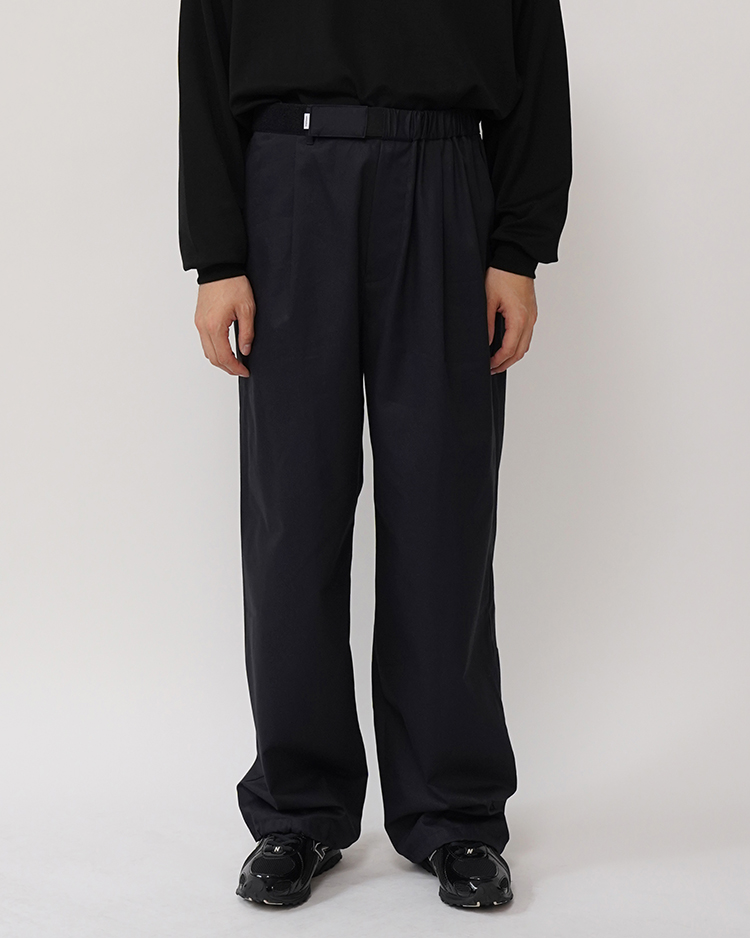 Graphpaper (MEN) / Cotton Gabardine Chef Track Pants / NAVY